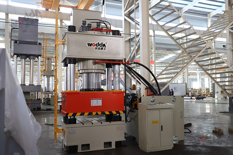 630噸錨杆托盤液壓機