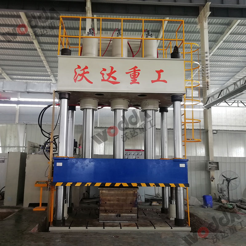 1000噸四柱液壓機