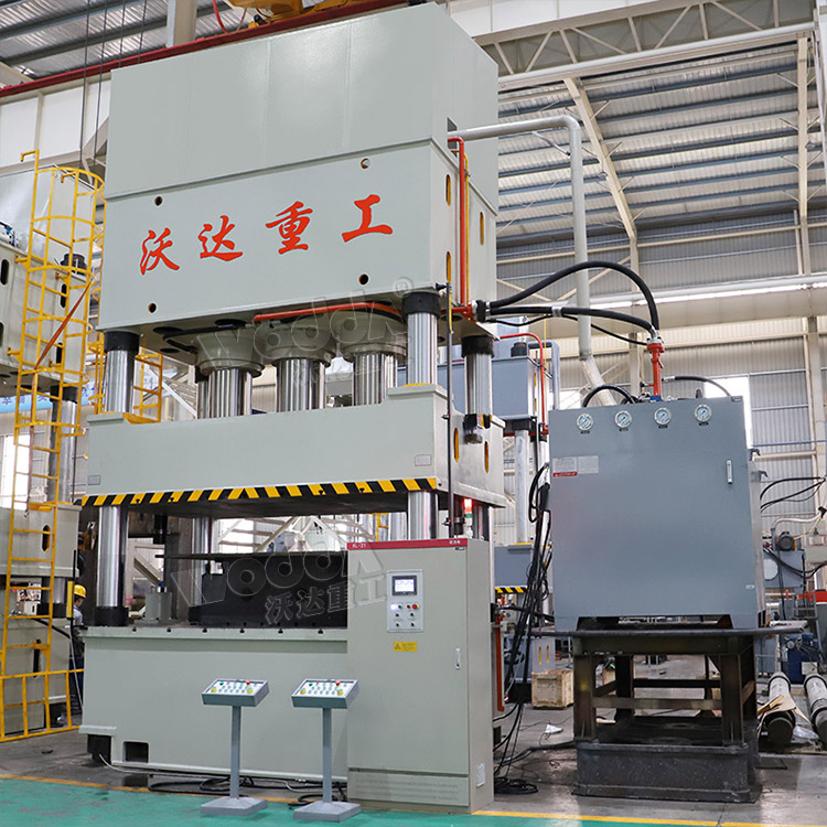 1500噸四柱液壓機 1500噸四柱液壓機