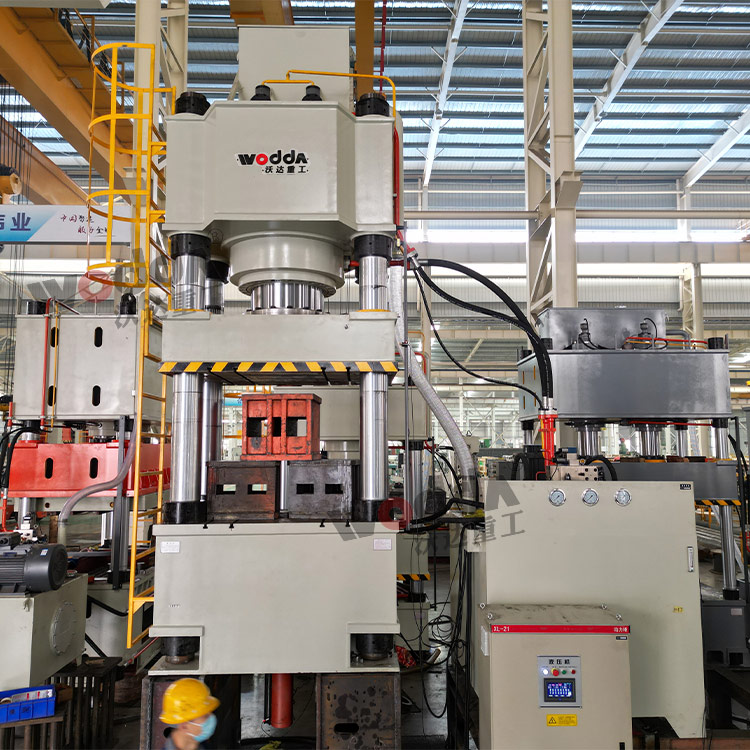 1000噸三梁四柱液壓機