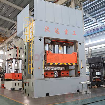 smc模壓整體(tǐ)衛浴底盤(pan)成型液壓(ya)機_2500噸框架(jia)式液壓機(jī)