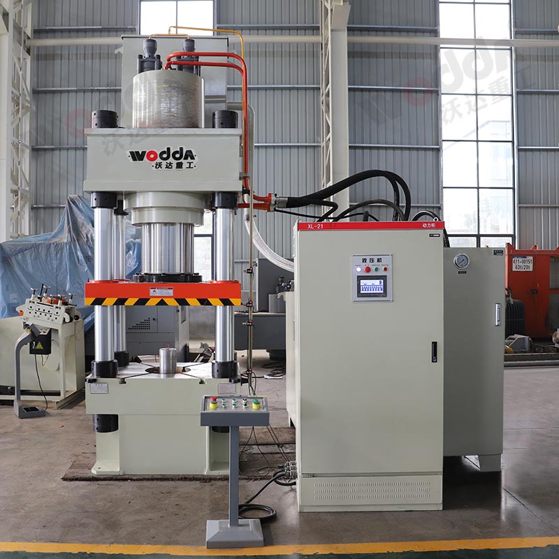 500噸伺(si)服液壓機_ 四柱液(yè)壓機